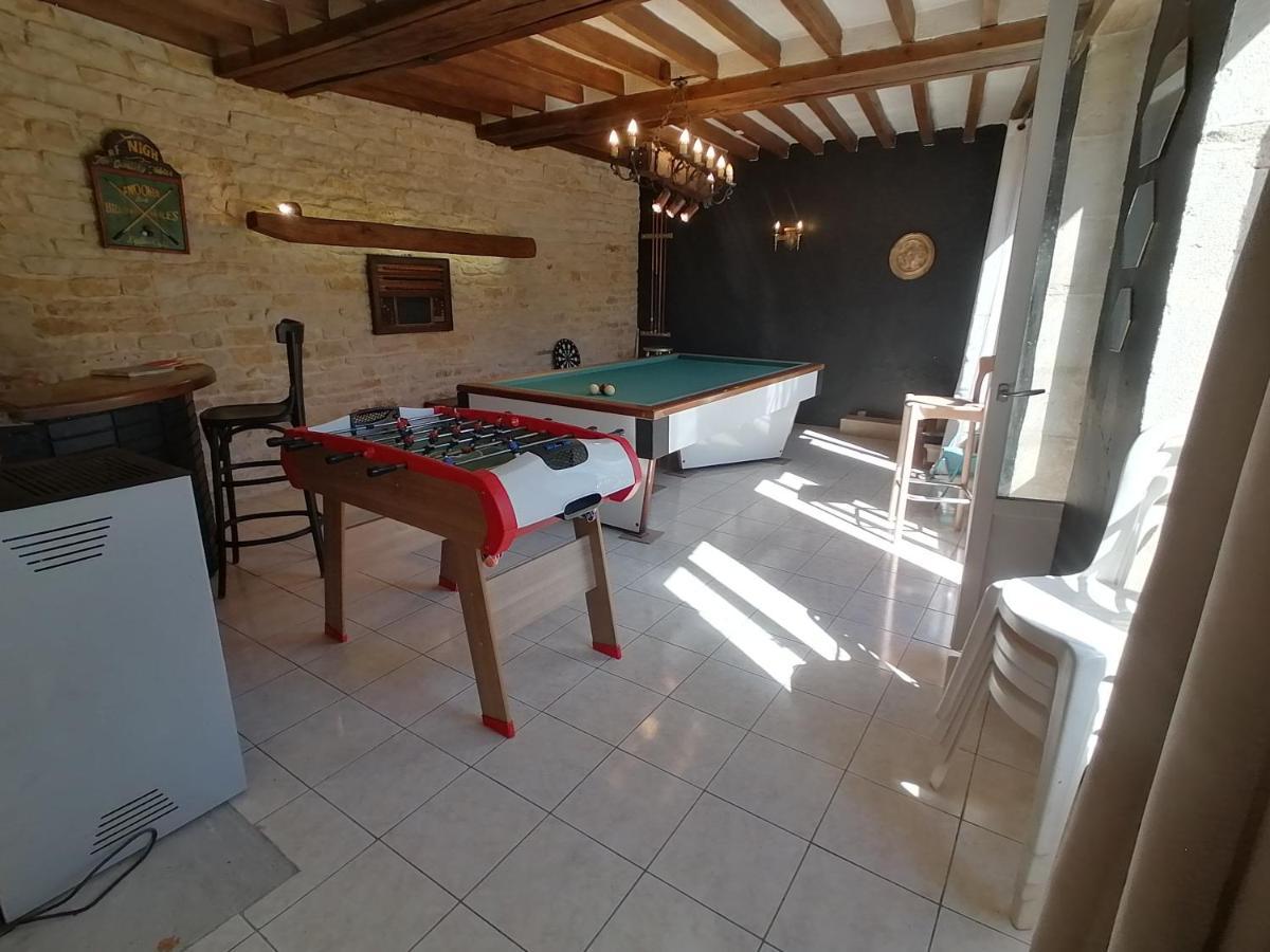 Hotier Des Fees Villa Andryes ภายนอก รูปภาพ